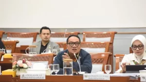 015951400_1751983098-WhatsApp_Image_2025-07-08_at_15.50.14-300x169 International Partners Question Indonesia's Lifetime Halal Certification Policy