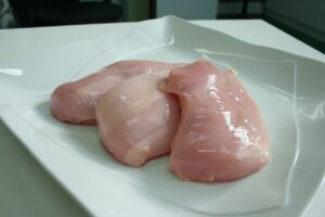 chicken-breast-279847_1280-300x200 英カーディフ：非ハラール鶏肉を偽装販売、実刑判決