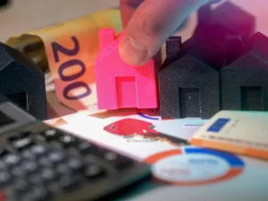 islamic-finance-1-300x225 The Rise of Ethical Finance: Islamic Banking's Journey to Global Prominence