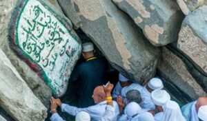 1302.4-300x176 Top 7 Religious Sites Driving Saudi Arabia's Tourism Boom