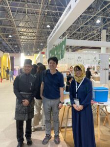 WhatsApp-Image-2025-11-17-at-08.58.01-2-225x300 JHCPO Showcases Halal Japanese Products at Foodex Saudi 2025 in Jeddah